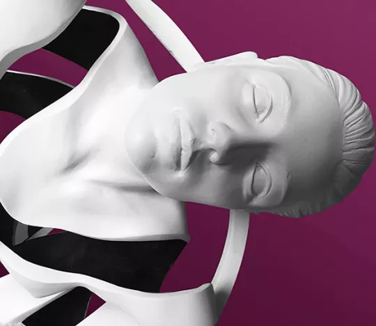 Genesi statua in resina by Roberto Piaia